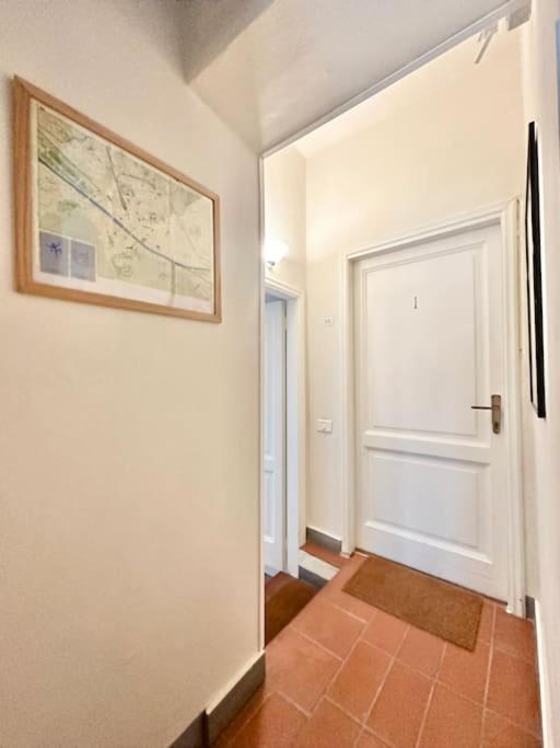 Warm Retreat In The Heart Of Cls Station Apartamento Florencia