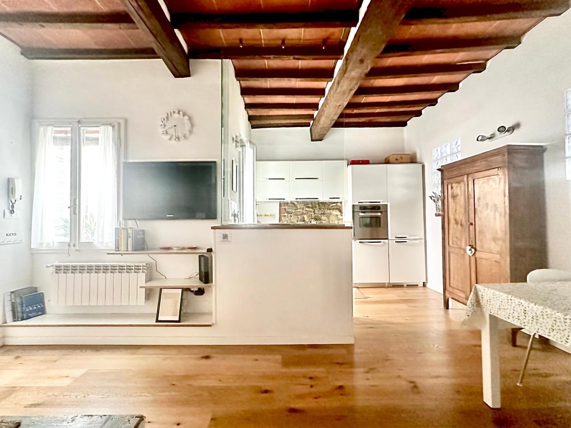Apartamento Warm Retreat In The Heart Of Cls Station Florencia