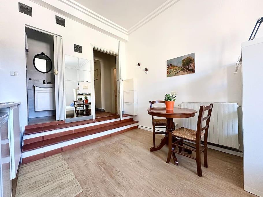 Warm Retreat In The Heart Of Cls Station Apartamento Florencia
